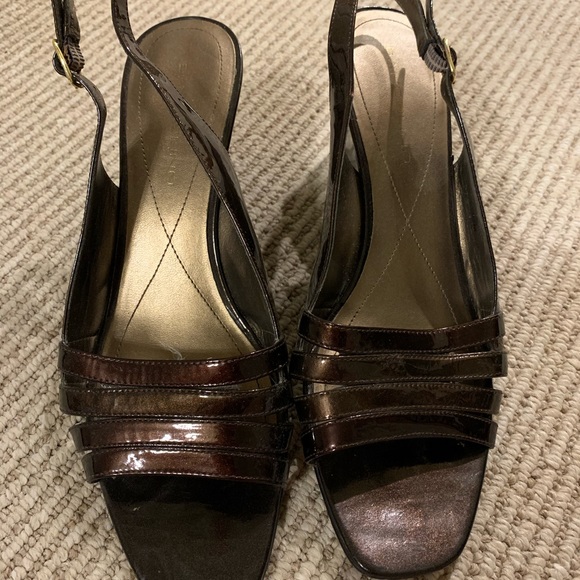 Brown Bandolino wedges - Picture 1 of 5